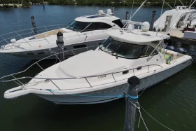 2010 Pursuit OS 375 Offshore