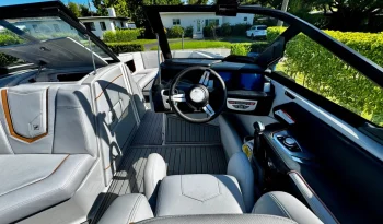 2020 Nautique 8