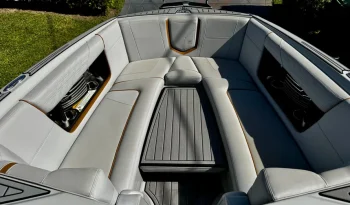 2020 Nautique 9
