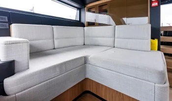 2023-custom-line-106-power-9520661-20240903092040179-1_XLARGE